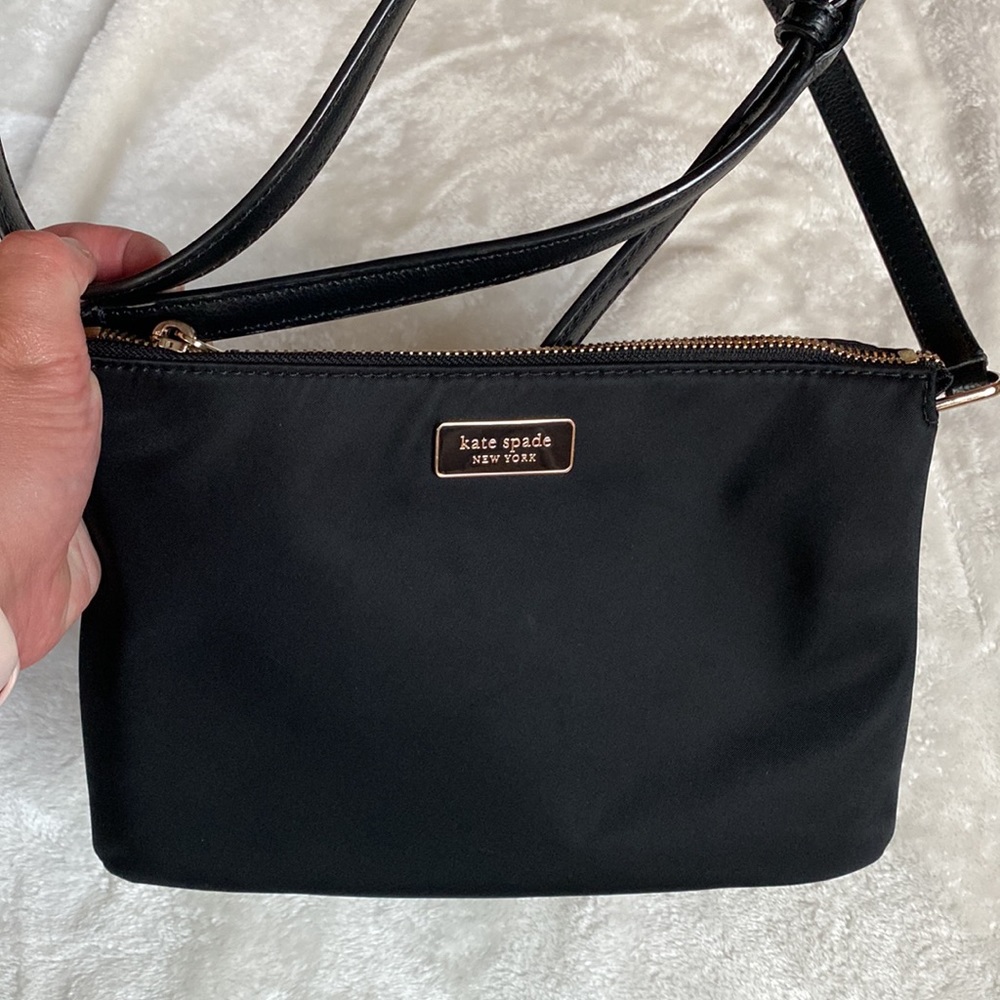 Kate Spade New York Triple Gusset Crossbody Dawn Purse (Black)